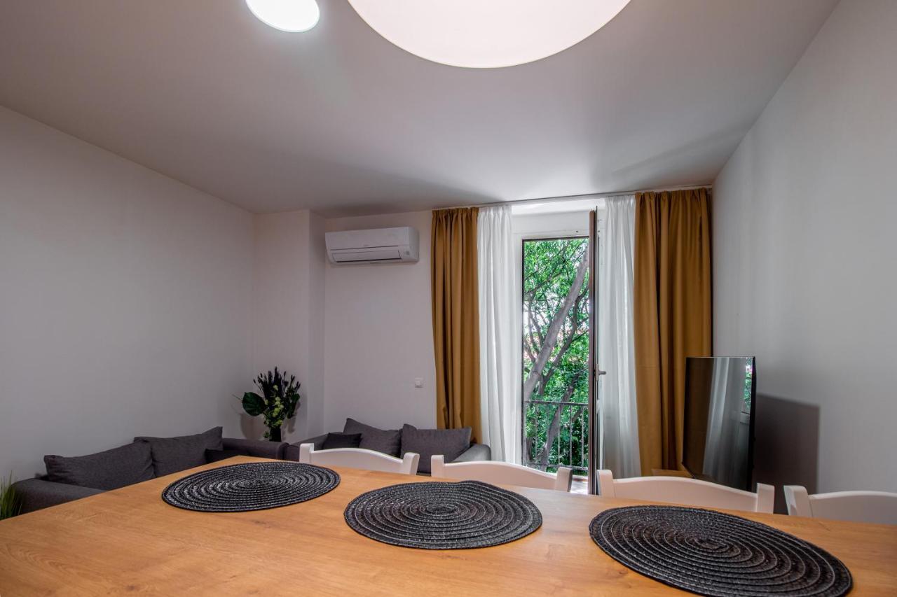 Apartments Euphoria East 里耶卡 外观 照片